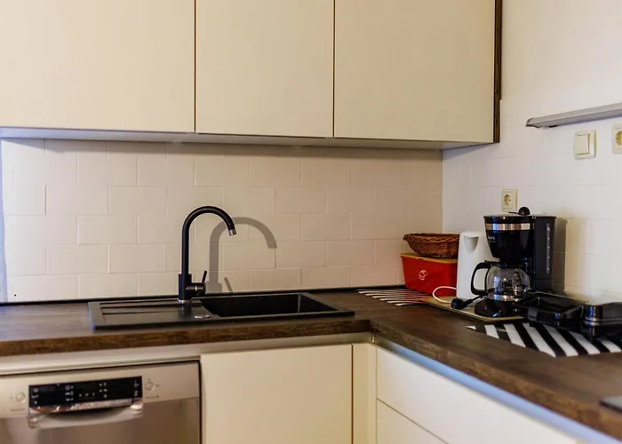 Semesterbostad Venami